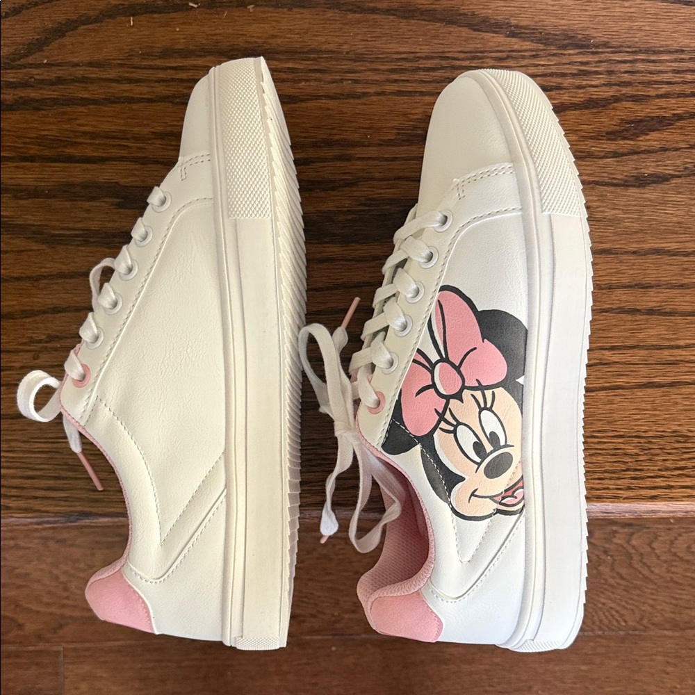 Disney Minnie Mouse White and Pink Sneakers - Picture 5 of 8
